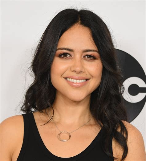 Alyssa Diaz Biography